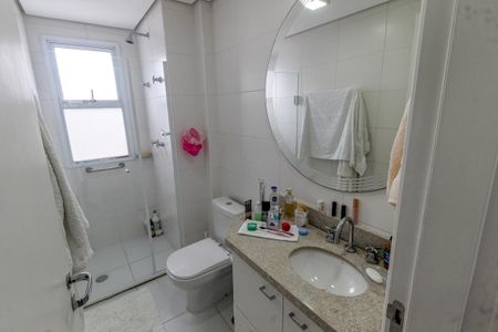 Apartamento para alugar com 110m², 3 quartos e 2 vagas Apartamento para alugar com 110m², 3 quartos e 2 vagasBanheiro Corredor