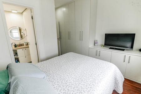 Apartamento para alugar com 110m², 3 quartos e 2 vagas Apartamento para alugar com 110m², 3 quartos e 2 vagasSuíte