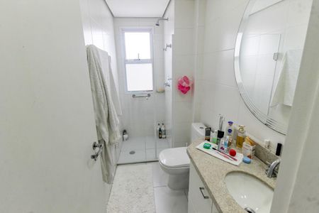 Apartamento para alugar com 110m², 3 quartos e 2 vagas Apartamento para alugar com 110m², 3 quartos e 2 vagasBanheiro Corredor