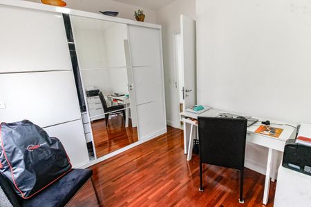 Apartamento para alugar com 110m², 3 quartos e 2 vagas Apartamento para alugar com 110m², 3 quartos e 2 vagasQuarto 2