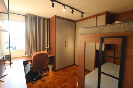 Apartamento à venda com 95m², 2 quartos e 2 vagasQuarto 2
