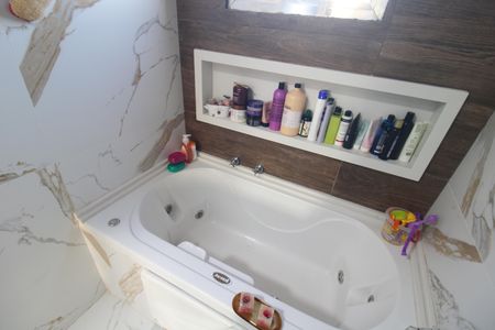 Apartamento à venda com 95m², 2 quartos e 2 vagasQuarto 1 - Banheiro