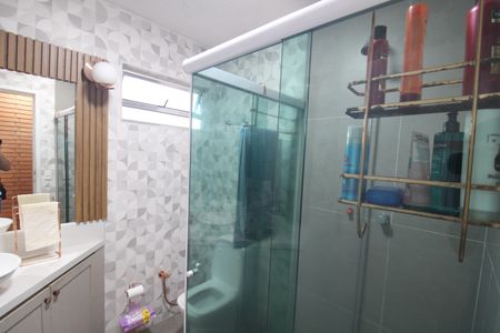 Apartamento à venda com 95m², 2 quartos e 2 vagasBanheiro
