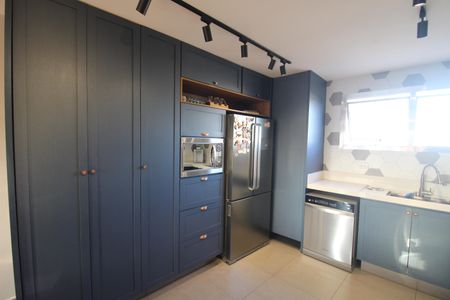 Apartamento à venda com 95m², 2 quartos e 2 vagasCozinha