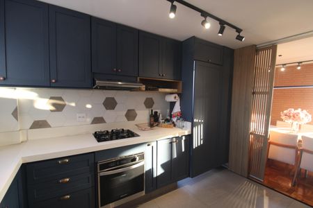 Apartamento à venda com 95m², 2 quartos e 2 vagasCozinha