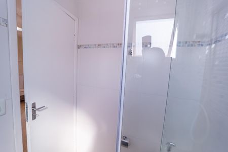 Casa de condomínio para alugar com 110m², 3 quartos e 2 vagasBanheiro Suíte