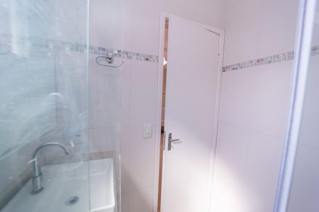 Casa de condomínio para alugar com 110m², 3 quartos e 2 vagasBanheiro Suíte