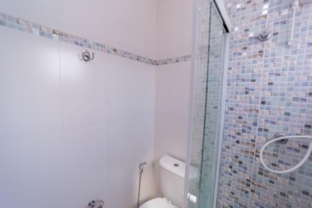 Casa de condomínio para alugar com 110m², 3 quartos e 2 vagasBanheiro Suíte
