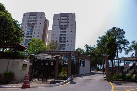 Casa de condomínio para alugar com 110m², 3 quartos e 2 vagasFachada