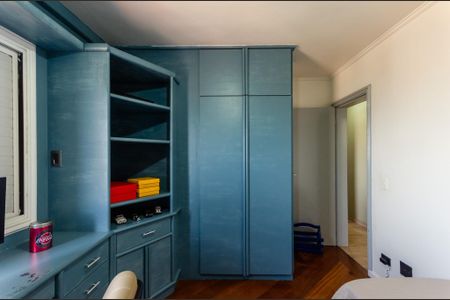 Apartamento à venda com 170m², 4 quartos e 2 vagasQuarto 2