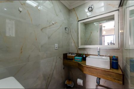 Apartamento à venda com 170m², 4 quartos e 2 vagasSuíte 1 - Banheiro