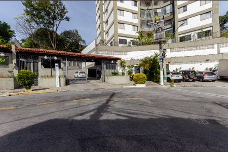 Apartamento à venda com 170m², 4 quartos e 2 vagasFachada