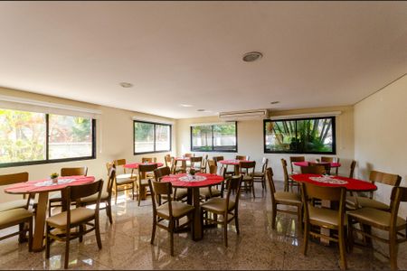 Apartamento à venda com 170m², 4 quartos e 2 vagasÁrea comum