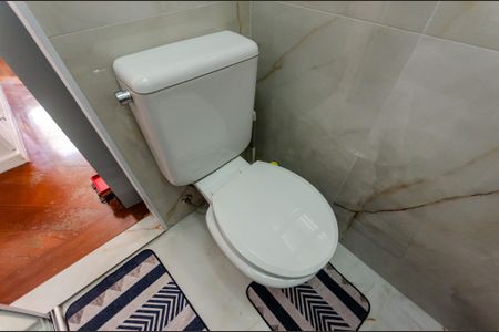 Apartamento à venda com 170m², 4 quartos e 2 vagasSuíte 1 - Banheiro