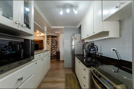 Apartamento à venda com 170m², 4 quartos e 2 vagasCozinha