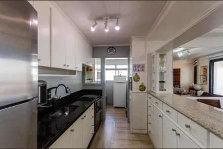 Apartamento à venda com 170m², 4 quartos e 2 vagasCozinha