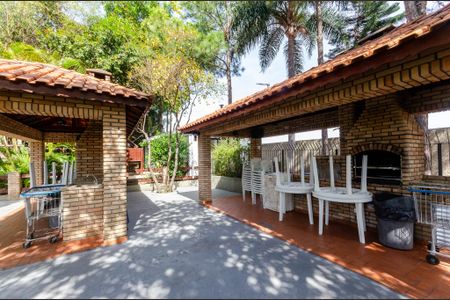 Apartamento à venda com 170m², 4 quartos e 2 vagasÁrea comum - Churrasqueira