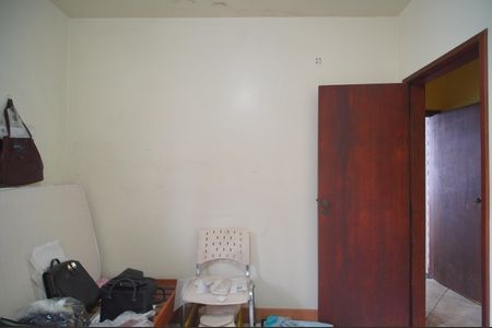 Casa à venda com 244m², 3 quartos e 2 vagasQuarto 2