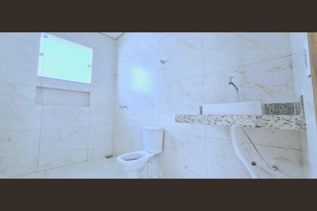 Casa à venda com 130m², 3 quartos e 2 vagas Casa à venda com 130m², 3 quartos e 2 vagasBanheiro da Suíte