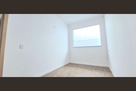 Casa à venda com 130m², 3 quartos e 2 vagas Casa à venda com 130m², 3 quartos e 2 vagasQuarto 2