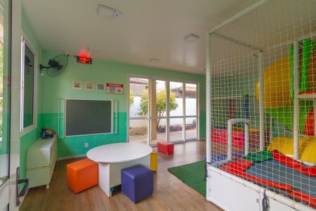 Casa de condomínio à venda com 144m², 3 quartos e 2 vagasBrinquedoteca