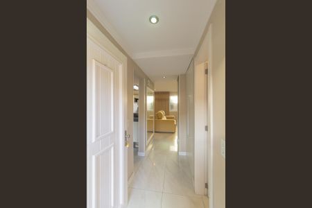 Casa de condomínio à venda com 144m², 3 quartos e 2 vagasHall de entrada