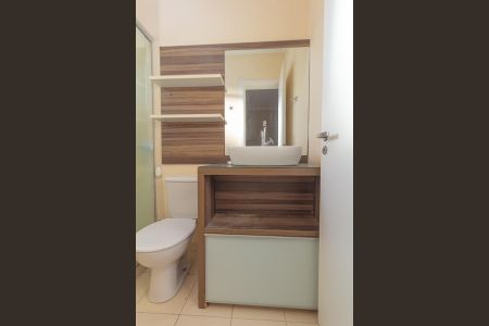 Casa de condomínio à venda com 144m², 3 quartos e 2 vagasBanheiro Social