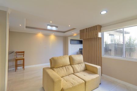 Sala de casa de condomínio à venda com 3 quartos, 144m² em Marechal Rondon, Canoas