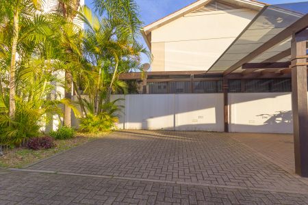 Casa de condomínio à venda com 144m², 3 quartos e 2 vagasGaragem