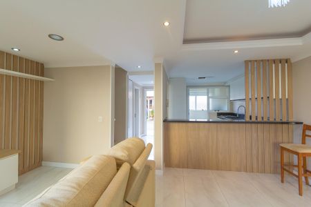 Casa de condomínio à venda com 144m², 3 quartos e 2 vagasSala