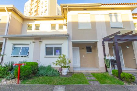 Casa de condomínio à venda com 144m², 3 quartos e 2 vagasFachada