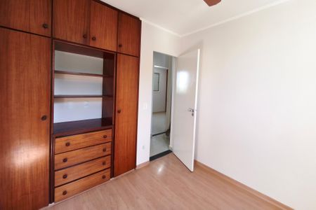 Apartamento à venda com 80m², 3 quartos e 1 vagaQuarto 2