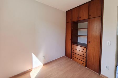Apartamento à venda com 80m², 3 quartos e 1 vagaQuarto 2