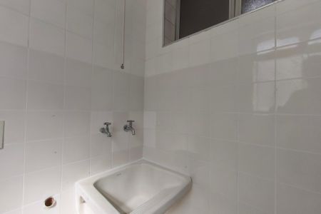 Apartamento à venda com 80m², 3 quartos e 1 vagaÁrea de Serviço