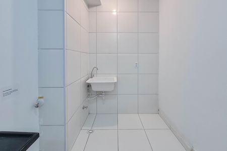 Apartamento para alugar com 34m², 2 quartos e sem vaga Apartamento para alugar com 34m², 2 quartos e sem vagaCozinha e Área de Serviço