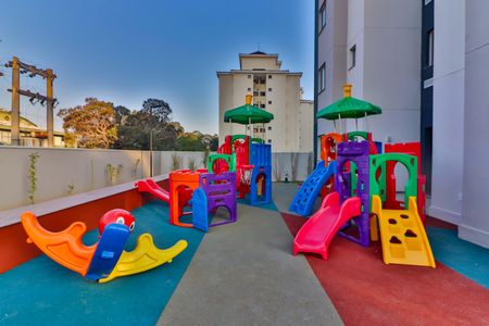 Apartamento para alugar com 34m², 2 quartos e sem vaga Apartamento para alugar com 34m², 2 quartos e sem vagaÁrea comum - Playground