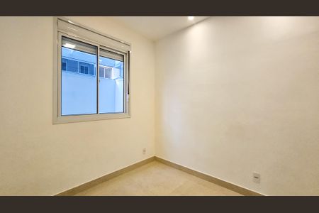 Quarto 2 de apartamento para alugar com 2 quartos, 50m² em Vila Santa Catarina, São Paulo