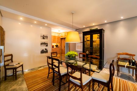 Apartamento à venda com 184m², 4 quartos e 3 vagasSala