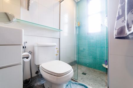 Apartamento à venda com 184m², 4 quartos e 3 vagasBanheiro da Suíte 2