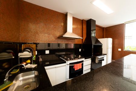 Apartamento à venda com 184m², 4 quartos e 3 vagasÁrea gourmet