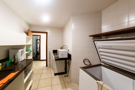 Apartamento à venda com 184m², 4 quartos e 3 vagasÁrea comum - Salão de festas