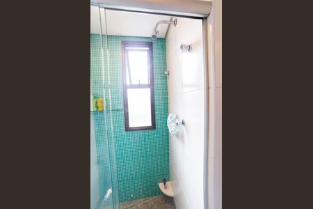 Apartamento à venda com 184m², 4 quartos e 3 vagasBanheiro da Suíte 2