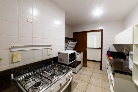 Apartamento à venda com 184m², 4 quartos e 3 vagasÁrea comum - Salão de festas