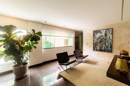 Apartamento à venda com 184m², 4 quartos e 3 vagasHall de entrada