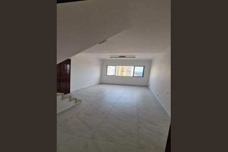 Casa à venda com 3 quartos, 231m² em Alto de Pinheiros, São Paulo