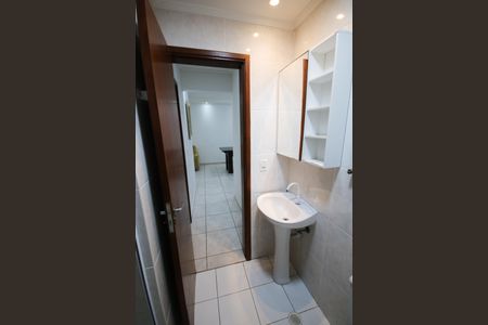 Apartamento para alugar com 69m², 2 quartos e 1 vaga Apartamento para alugar com 69m², 2 quartos e 1 vagaBanheiro Social