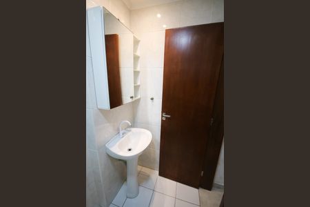 Apartamento para alugar com 69m², 2 quartos e 1 vaga Apartamento para alugar com 69m², 2 quartos e 1 vagaBanheiro da Suíte 1