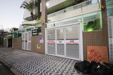 Apartamento para alugar com 69m², 2 quartos e 1 vaga Apartamento para alugar com 69m², 2 quartos e 1 vagaFachada