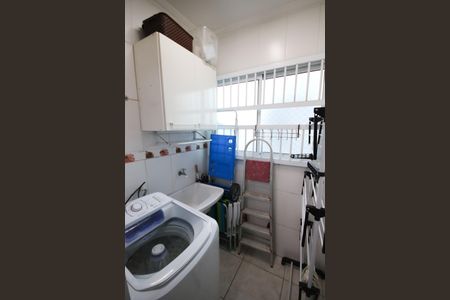 Apartamento para alugar com 69m², 2 quartos e 1 vaga Apartamento para alugar com 69m², 2 quartos e 1 vagaÁrea de Serviço