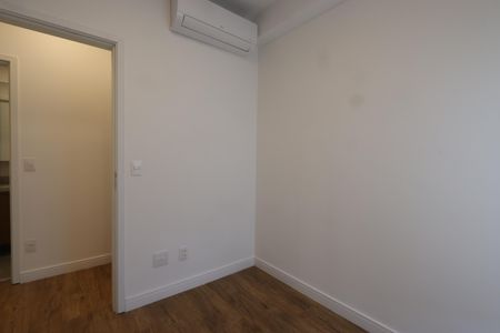 Apartamento para alugar com 77m², 2 quartos e 2 vagasQuarto